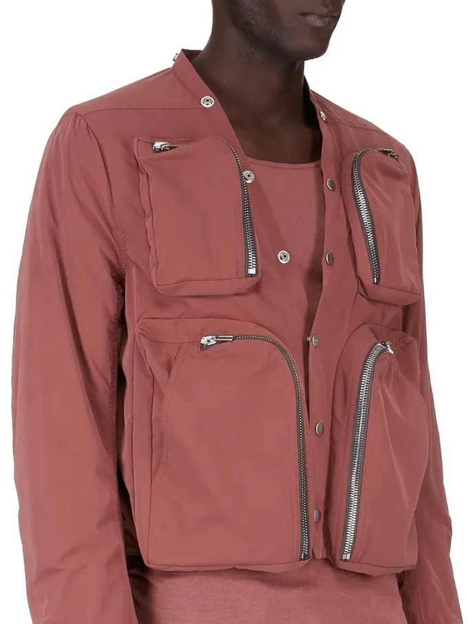 CHAQUETA CARGO CONCORDIANS FW25 DE RICK OWENS EN NYLON MATE COLOR PALISANDRO. RU02E1762MT-13 CHAQUETA CARGO CONCORDIANS FW25 DE RICK OWENS EN NYLON MATE COLOR PALISANDRO. RU02E1762MT-13